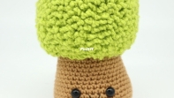 Stringy Ding Ding - Olive - Tree Amigurumi - Free
