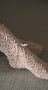 Porcelina Socks by Soraya García - English