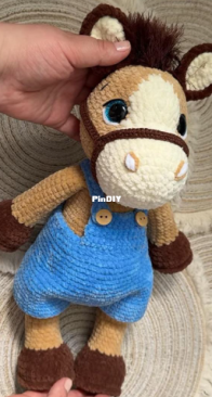 Yuliya Kovaleva - Plush Horse - English Translation