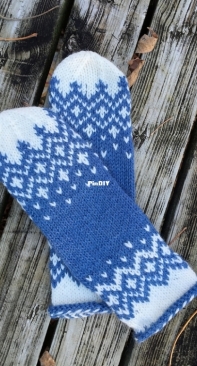 Hay Bay Fair Isle Mittens by Cheryl Toy - Little Church Knits