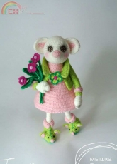 Angela Feklina- Mouse in a dress and with a bouquet - Russian