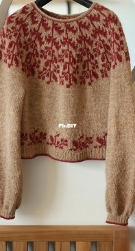 Between Petals Pullover by Teti Lutsak - Nutsknitwear