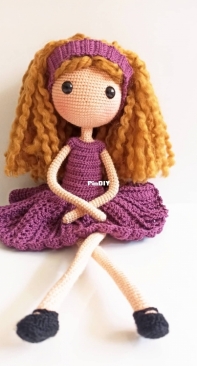 Amigurumi doll
