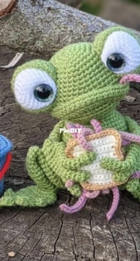 Cottontail and Whiskers - Bea King - Zit the Frog - Russian - Translated
