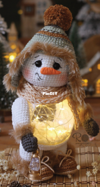 Rô Amigurumi - Rosâne Spera - Snowman Lumi - English Translated