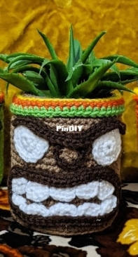 Outlaw Heart Creations - Jaycene and Janessa Mock - Tiki Planter