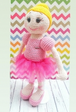 amigurumi doll
