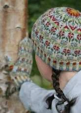 Peerie Flooers Beanie/Slouch by Kate Davies