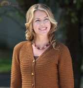 Valley Yarns-Dylan Cardigan by Kirsten Hipsky