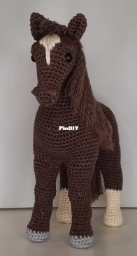 Saphirhase Design - Sandra Ziegler - Horse Stardust