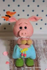 Maria Ustyushkina - Pig-  Russian