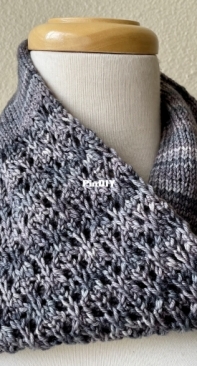 Loop Cowl by Nick Davis