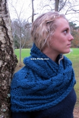 Tess Cowl by Hanna Woods-Free