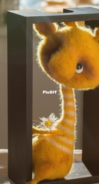 Little Owls Hut - Svetlana Pertseva - Ray the Giraffe