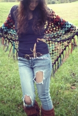 Morale Fiber - Regina Weiss - Scrappy Granny Shawl