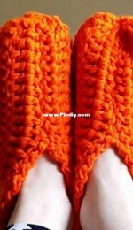 Sabs Crochet Boutique - Sabbikat - Sabrina Hoshko - Basic Slippers Ladies Size 7-8 - Free