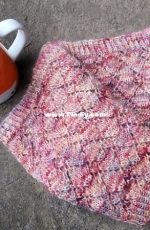 Thoughtful Cowl by Winwick Mum - Free