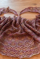 Horizon Shawl by Corinne Ouillon-Eng.,French-Free