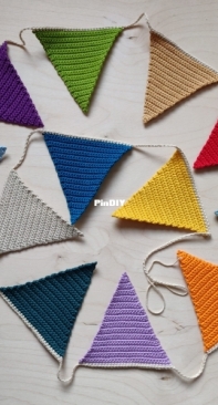 Unkeldesign - Mikkel Beck Hansen - Flag garland - Flagranke - Danish - Free