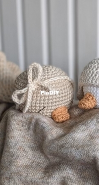 NeyNey Crochet - Agnes Schmidt - Snuggle gosling Ida - Kuschelgänschen Ida - German