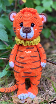 Kat Knit Toys - Ekaterina Litvinova - Tiger - Russian Translated