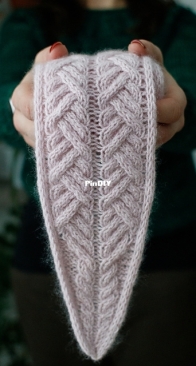 Distance Scarf DK by Olga Putano