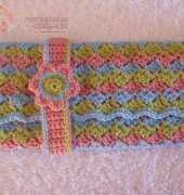 Creative Crochet Workshop - Joanita Theron - Three Color Multi-Use Purse - Free