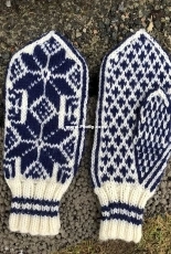 Heidi Mittens by Erika Guselius-Swedish-Free
