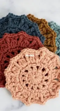 Granny Scare Granny Square Crochet Pattern – MADLANDIA
