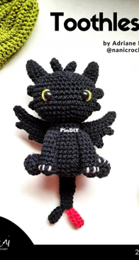 Adriane Erbs - Toothless Night Fury - English or Portuguese