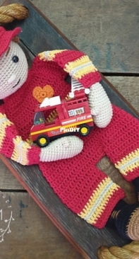 M and M Crochet Designs - Melanie Grobler - Melly Teddy Ragdoll Fireman Fred