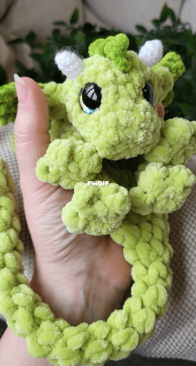 Jodies Yarn - Handmade by Jodie - Jodie Chadwick - Diddy Dex the palm sized snuggler