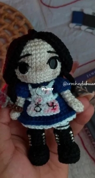 Jessica Santos - Crochedabaiana - Alice Madness Returns - Free - Portuguese