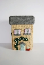 Frankies Knitted Stuff - Christmas House by Frankie Brown - Free