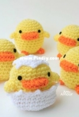 Ami Amour - Duck amigurumi pattern Fair is fowl - Free