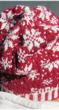 SNOW Hat + Mitts + Socks by Deborah Tomasello-Free