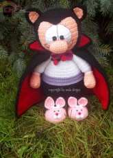 Mala Designs - Mandy Herrmann - Halloween Vampire -  Translated to Dutch