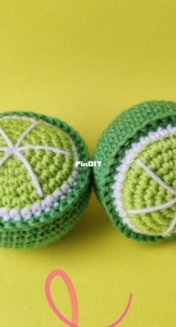 Hobbii Design - Signe Elfriede - Lime Play Food - Lime Gioco - Italian - Free