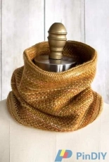 Tejido Cowl by Sarah Solomon/Fairmount Fibers, Ltd.-English-Free