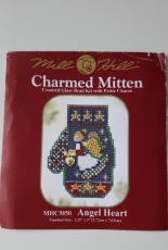 Mill Hill MHCM50 Charmed Mitten - Angel Heart