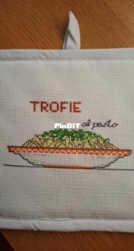 Potholder Trofie with Pesto