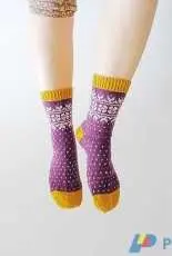 Astrid Socks by Sari Nordlund