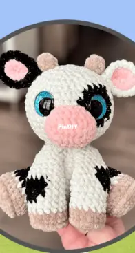 Jenns Crafty Creations - Jennifer Reynolds - Camille the sitting cow