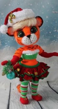 hand_made_17 - Marina Maurina - Марина Маурина - Christmas Tiger - Рождественская Тигрица - Russian