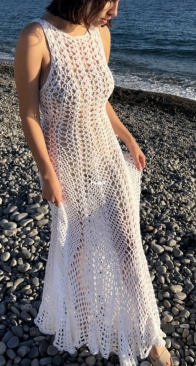 Lilly Gown - Madeleine Golding - English
