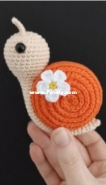 Stitch by Fay - Fay Lyth - Spring Snail - Free