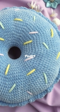 Lana Mi Toys - Irina Ilinova - Donut Pillow - Free