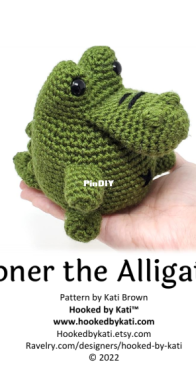 Hooked by Kati - Kati Brown - Abner the Alligator - Free