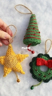 Anchor - Heather C Gibbs - ANC003-145 - Christmas Decoration Trio - Free