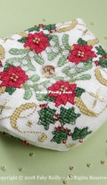 Faby Reilly XMAS01-BISC - Sparkly Christmas Biscornu PCS